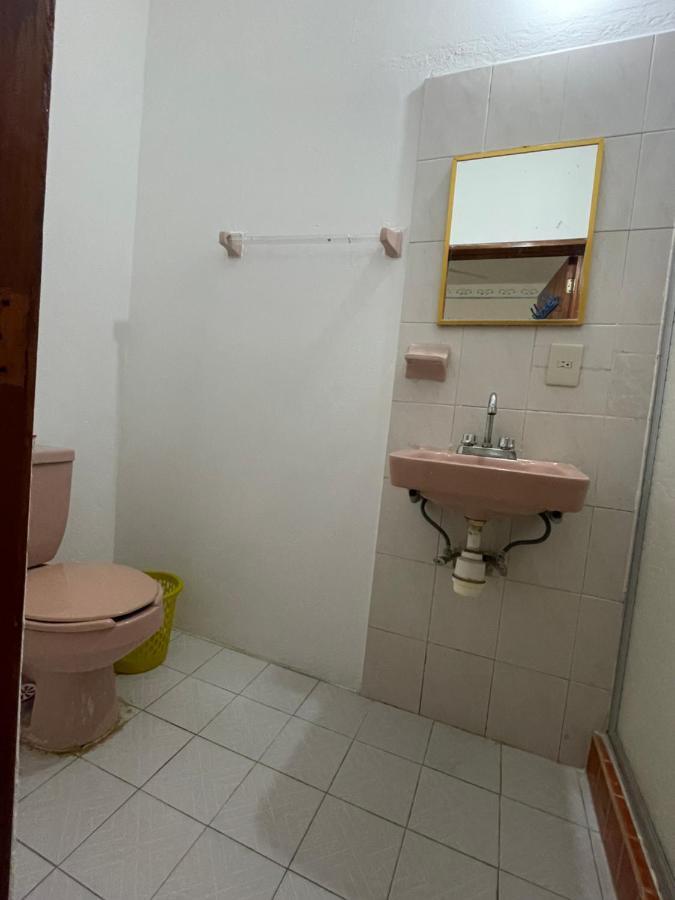 Hotel Posada Playa Manzanillo 埃斯孔迪多港 外观 照片