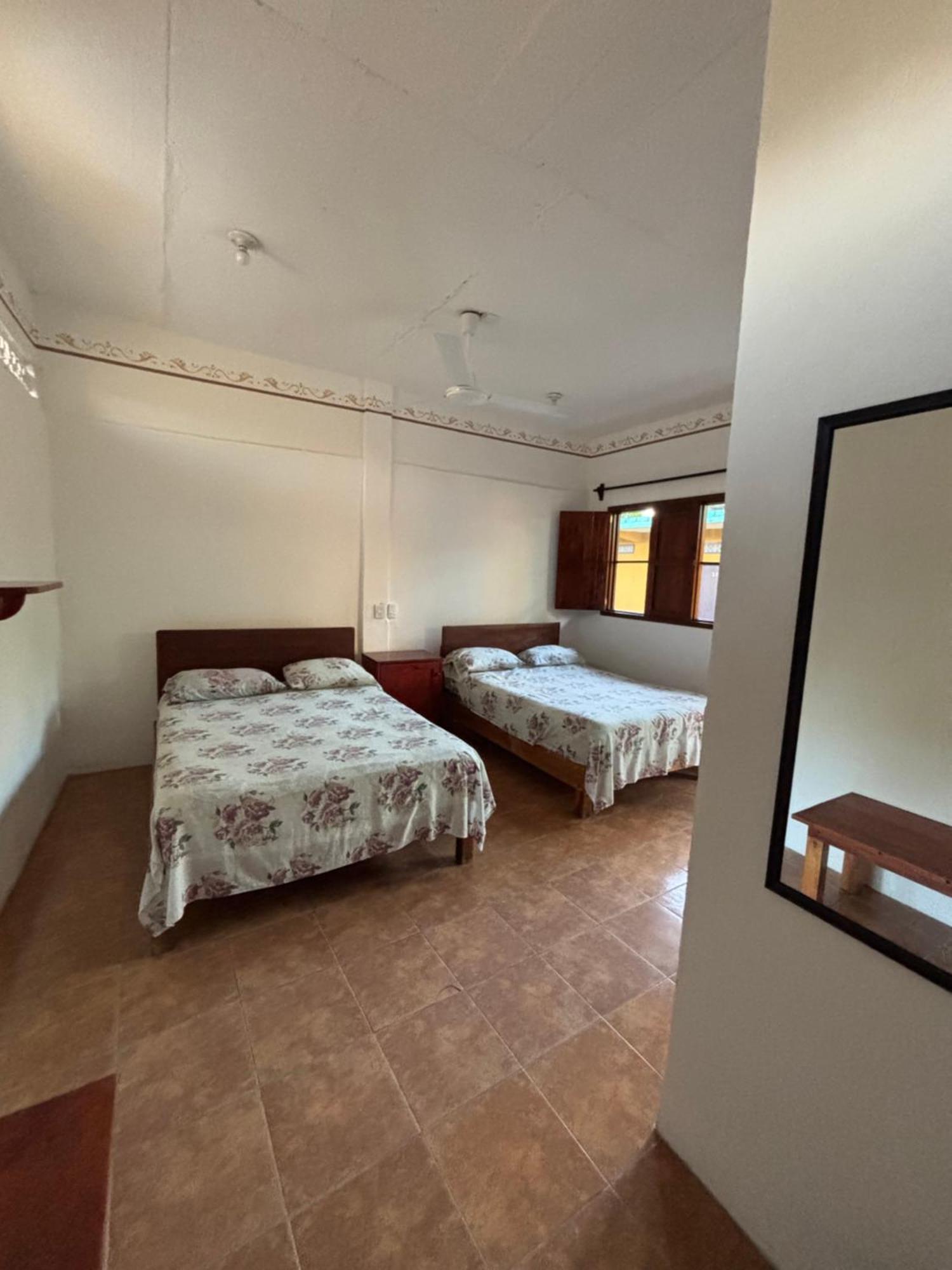 Hotel Posada Playa Manzanillo 埃斯孔迪多港 外观 照片